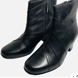 Clarks Artisan Leyden Black Lea Candle Boots/booties